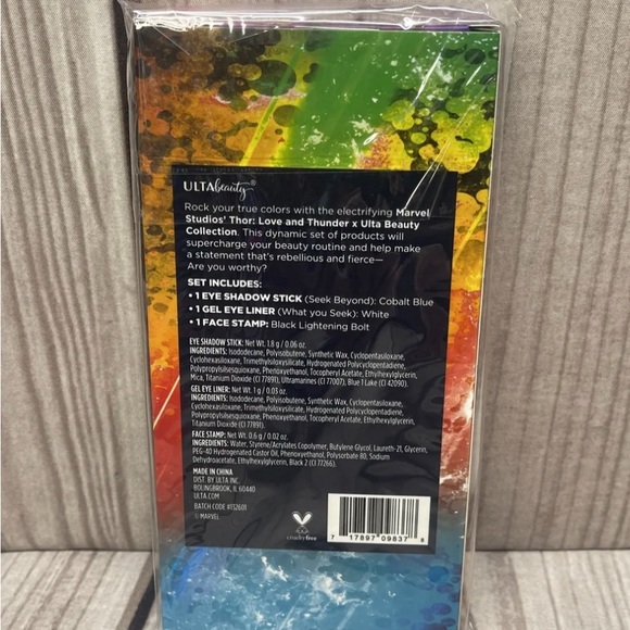 Thor Love and Thunder God of Thunder 3 Pc Eye Shadow Eye Liner Face Stamp Set - Picture 2 of 2